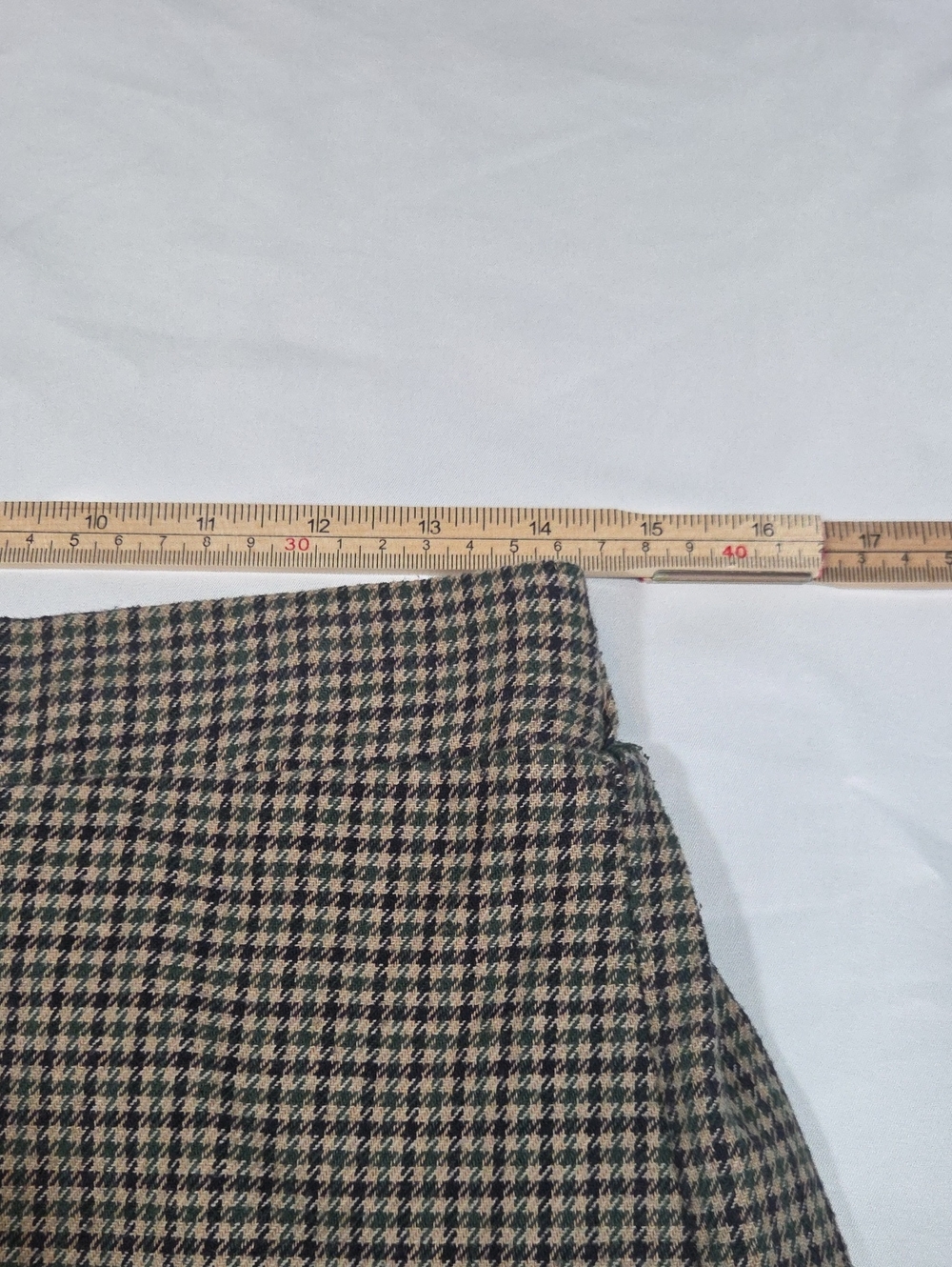 American Eagle tan and brown herringbone mini skirt classic houndstooth Size M - Picture 3 of 5